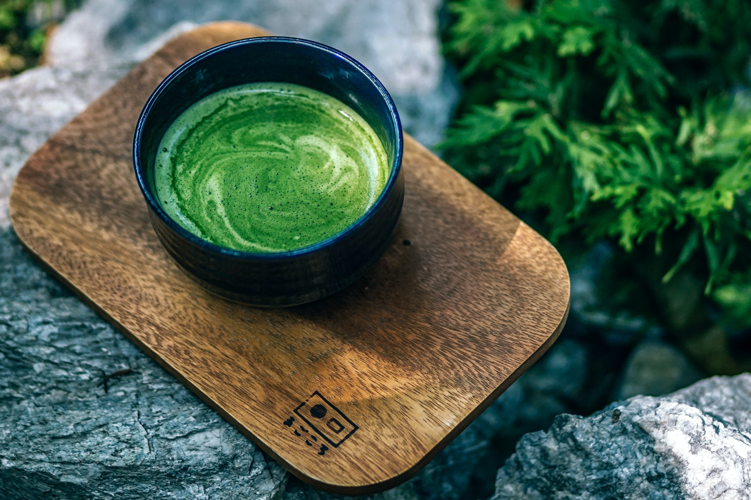 Wysokobiałkowa matcha latte